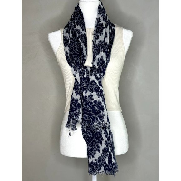 Banana Republic Blue Floral Wrap Scarf - Picture 4 of 4
